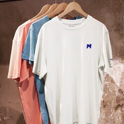 More tee shirt Majestic please 🙃⁠
⁠
#todayisabigday #graphictee #slogan #slogantee #whitetee #majestic #shopmajestic #montpellier #m #montpellierbrand #classictee #pastel